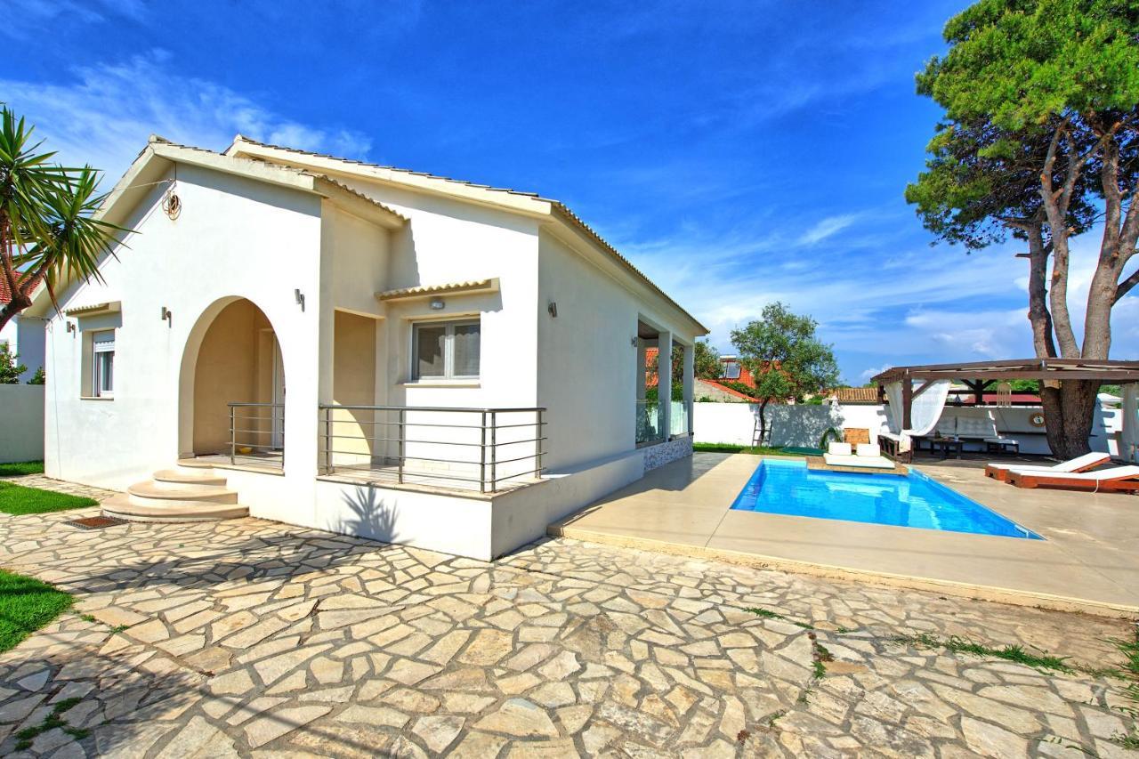 Beach Villa Christina By Posarellivillas Αχαράβη Εξωτερικό φωτογραφία