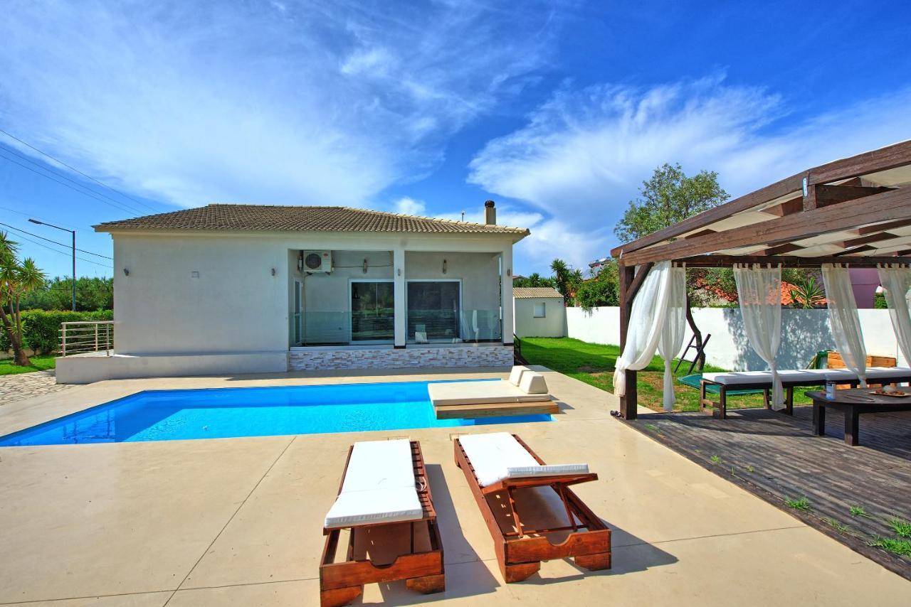 Beach Villa Christina By Posarellivillas Αχαράβη Εξωτερικό φωτογραφία
