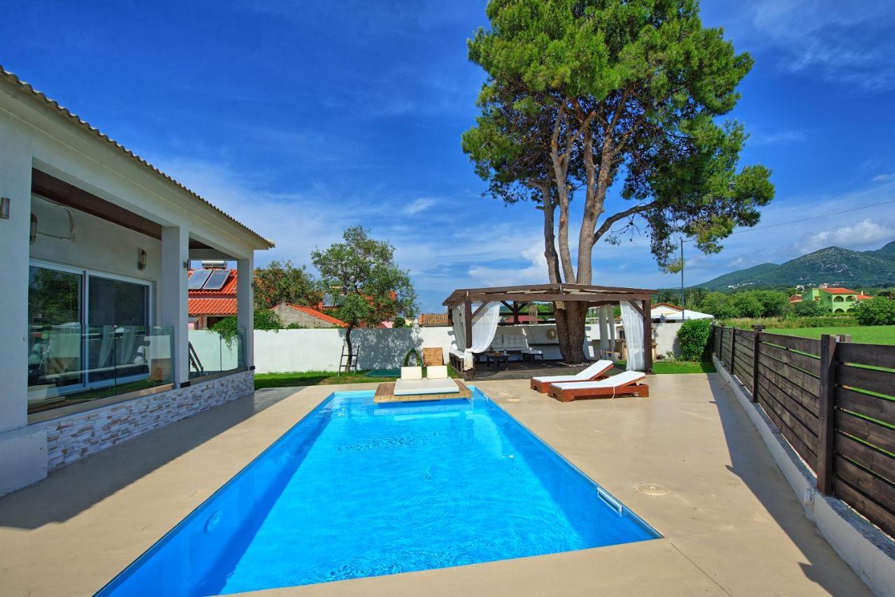 Beach Villa Christina By Posarellivillas Αχαράβη Εξωτερικό φωτογραφία