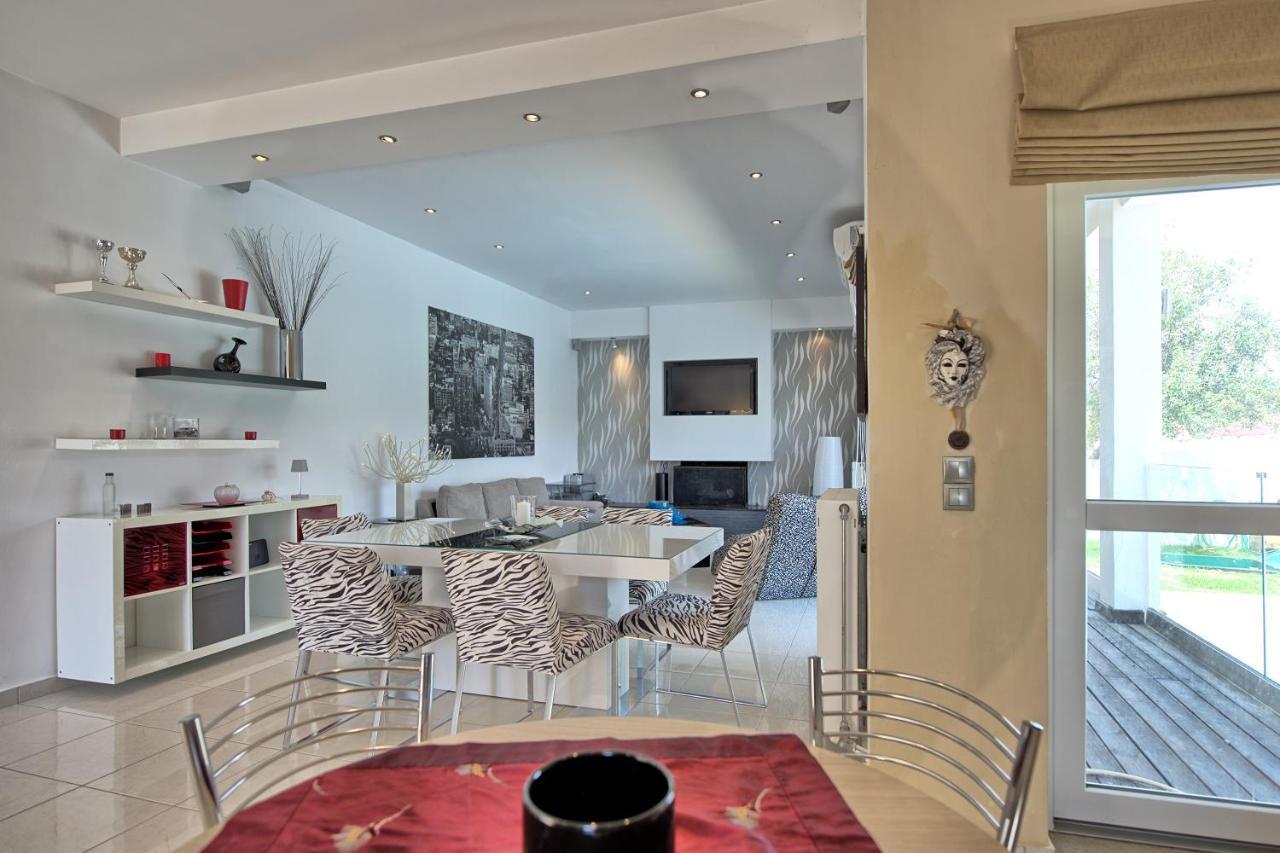 Beach Villa Christina By Posarellivillas Αχαράβη Εξωτερικό φωτογραφία